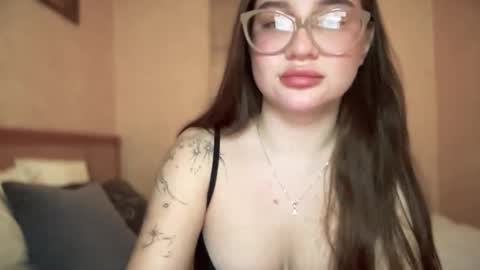 CuteAnn online show from 11-18-25, 06:56