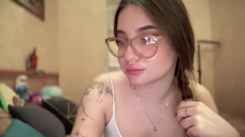 CuteAnn online show from 03-04-26, 08:48