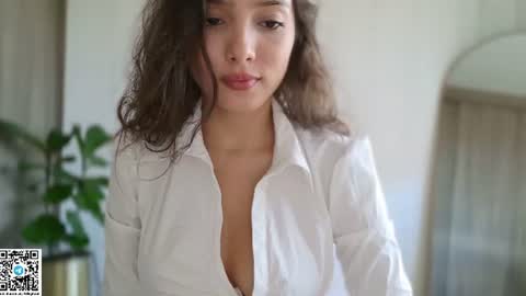 Snapshot of cutie18_angel chatting on 07-06-26, 08:22 angela online show from 07-06-26, 08:22