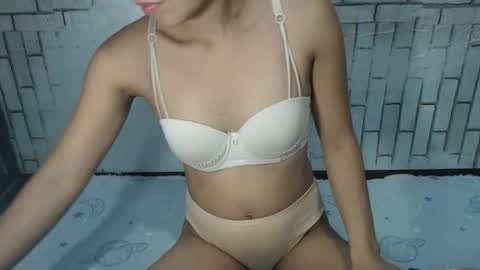 bella online show from 11-28-25, 03:36