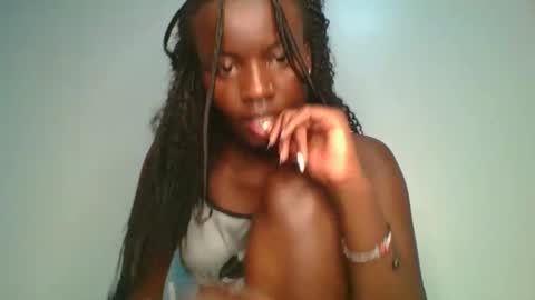 cutie_choco online show from 11-18-25, 04:33