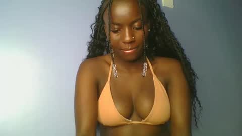 Snapshot of cutie_choco chatting on 12-21-25, 08:16 cutie_choco online show from 12-21-25, 08:16