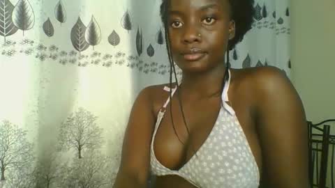 cutie_choco online show from 04-11-26, 06:34