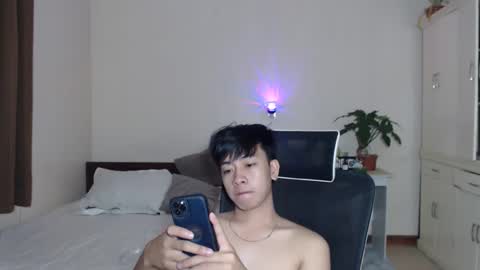 Snapshot of cutie_cumshow chatting on 10-30-25, 05:53 Neil Taylor online show from 10-30-25, 05:53