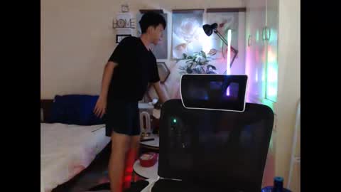 Snapshot of cutie_cumshow chatting on 12-02-25, 01:17 Neil Taylor online show from 12-02-25, 01:17