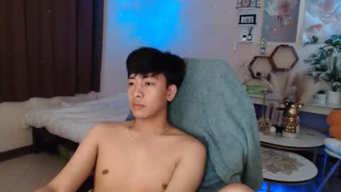 Snapshot of cutie_cumshow chatting on 12-16-25, 07:02 Neil Taylor online show from 12-16-25, 07:02