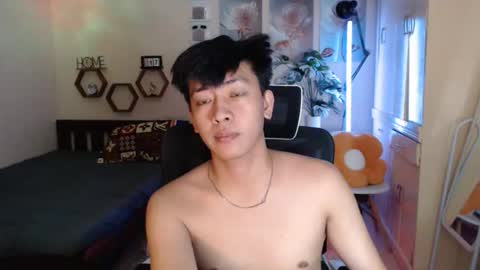 Snapshot of cutie_cumshow chatting on 12-18-25, 07:53 Neil Taylor online show from 12-18-25, 07:53