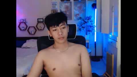 Snapshot of cutie_cumshow chatting on 01-13-26, 04:12 Neil Taylor online show from 01-13-26, 04:12