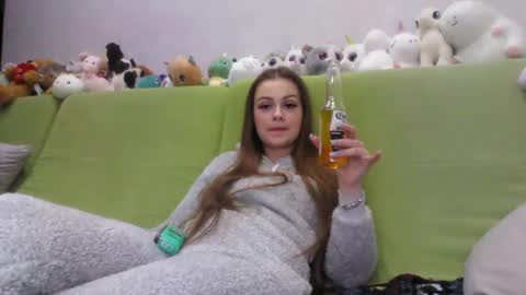 Chloe online show from 01-17-26, 11:08