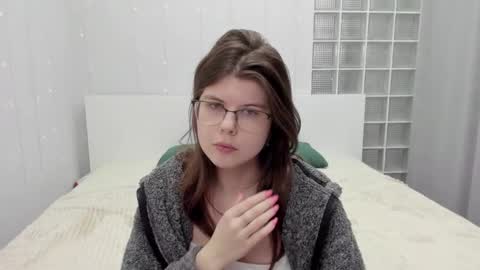 Snapshot of cutie_lory chatting on 03-10-25, 04:38 cutie_lory online show from 03-10-25, 04:38