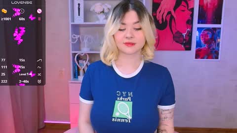 Snapshot of cutie_mili chatting on 01-20-25, 03:26 mili online show from 01-20-25, 03:26