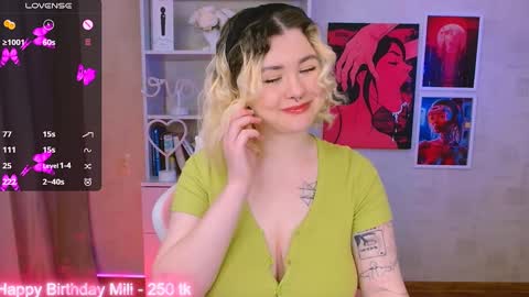 Snapshot of cutie_mili chatting on 01-25-25, 07:28 mili online show from 01-25-25, 07:28