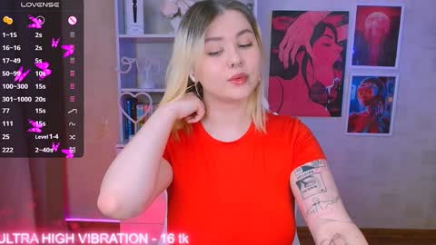 Snapshot of cutie_mili chatting on 02-02-25, 02:13 mili online show from 02-02-25, 02:13