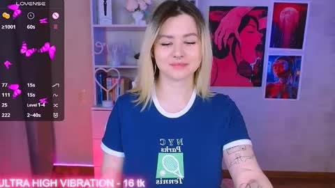 Snapshot of cutie_mili chatting on 02-11-25, 08:52 mili online show from 02-11-25, 08:52