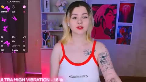 Snapshot of cutie_mili chatting on 02-18-25, 02:59 mili online show from 02-18-25, 02:59