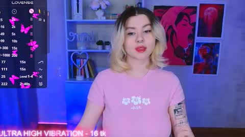 Snapshot of cutie_mili chatting on 03-11-25, 06:21 mili online show from 03-11-25, 06:21