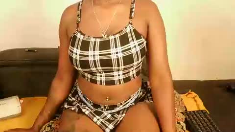 CUTIE online show from 02-18-26, 01:51