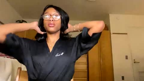 cutieeeva online show from 02-19-26, 07:43