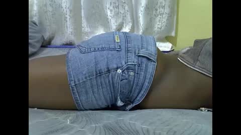 cutiehanish4 online show from 12-20-25, 05:25