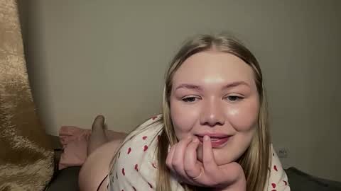 Julie  online show from 03-26-26, 10:54