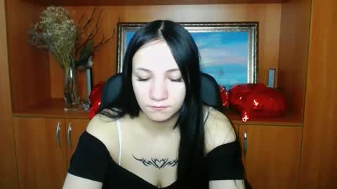 Emma online show from 02-17-26, 06:54