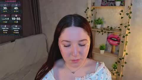 Snapshot of cutierudy chatting on 06-08-26, 04:02 Hello im Rudy online show from 06-08-26, 04:02