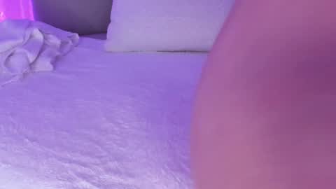 Hannah online show from 12-16-25, 06:57