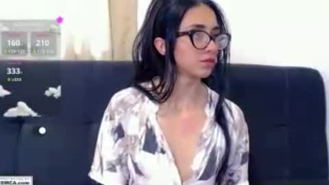 Snapshot of cutte_kitty_ chatting on 07-04-26, 05:08 miss ari online show from 07-04-26, 05:08