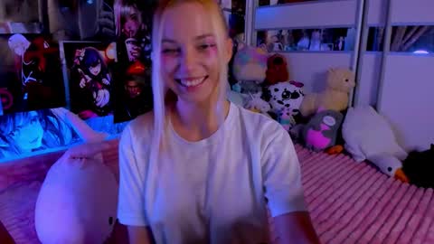 Nora online show from 10-15-25, 08:31