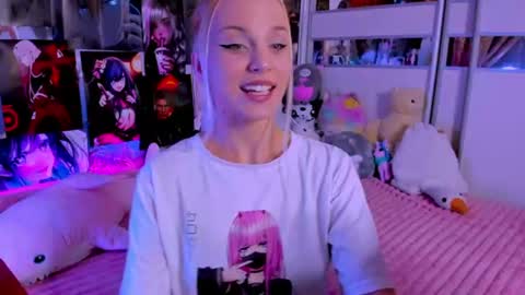 Nora online show from 06-20-26, 08:33