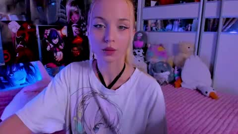 Nora online show from 07-09-26, 08:13
