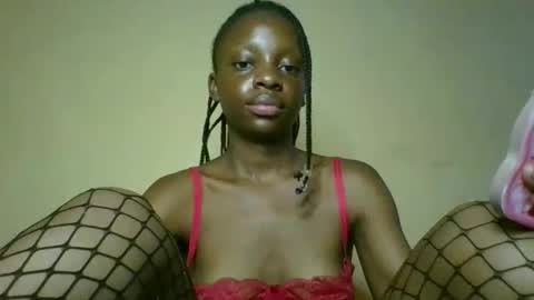 Snapshot of cutty_teshy chatting on 02-07-25, 12:06 cutty_teshy online show from 02-07-25, 12:06