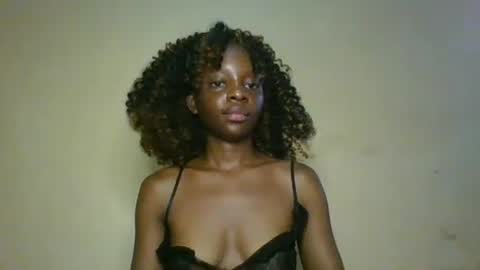 Snapshot of cutty_teshy chatting on 03-05-25, 12:33 cutty_teshy online show from 03-05-25, 12:33