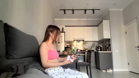 Akemi online show from 09-09-25, 10:04