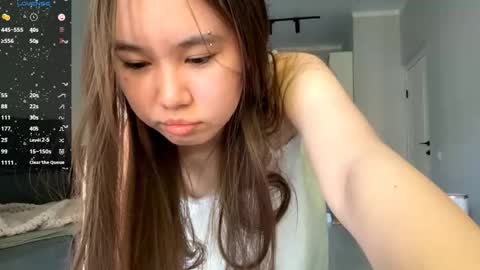 Akemi online show from 09-27-25, 08:41