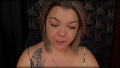 Full time mean bitch. online show from 01-07-25, 01:38