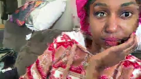 Snapshot of cyberebony chatting on 11-09-25, 01:53 Cyber Ebony online show from 11-09-25, 01:53