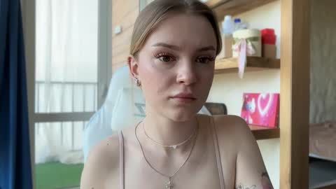Im Emi streaming with my friend Reyna today online show from 05-14-26, 02:24