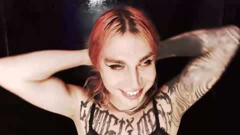 Nikki online show from 11-16-25, 01:33