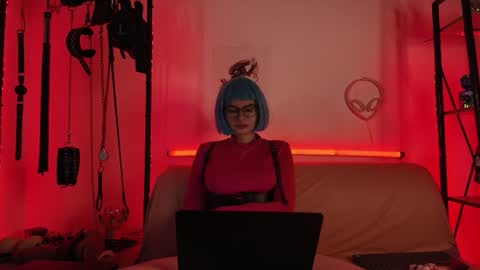 Snapshot of cyberxgoddess_ chatting on 06-10-26, 01:39 Lily Goddess online show from 06-10-26, 01:39