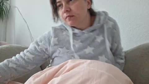 Cyndee Winter online show from 10-04-25, 11:52