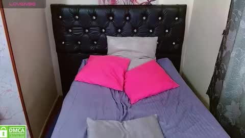 Cynthia online show from 12-20-25, 04:47