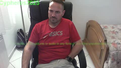Snapshot of cypheros2025 chatting on 10-06-25, 05:10 Chris online show from 10-06-25, 05:10