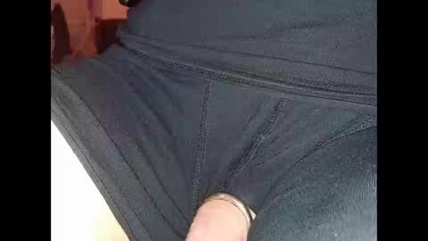 cyrilhot11200 online show from 01-10-25, 06:20