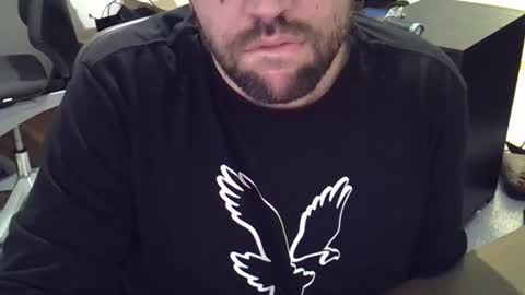 Snapshot of cyrsug chatting on 10-11-25, 11:09 cyrsug online show from 10-11-25, 11:09