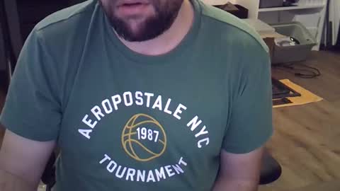 Snapshot of cyrsug chatting on 10-29-25, 07:21 cyrsug online show from 10-29-25, 07:21