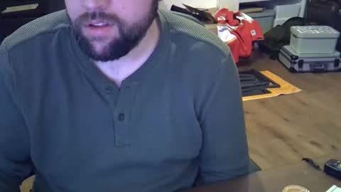 Snapshot of cyrsug chatting on 11-10-25, 01:10 cyrsug online show from 11-10-25, 01:10