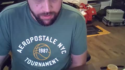 Snapshot of cyrsug chatting on 11-11-25, 11:32 cyrsug online show from 11-11-25, 11:32