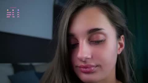 Isabella online show from 03-04-25, 07:19