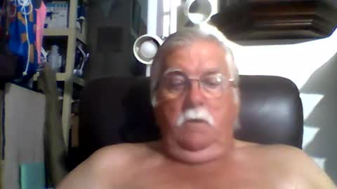 Snapshot of d69e chatting on 07-02-26, 11:05 d69e online show from 07-02-26, 11:05